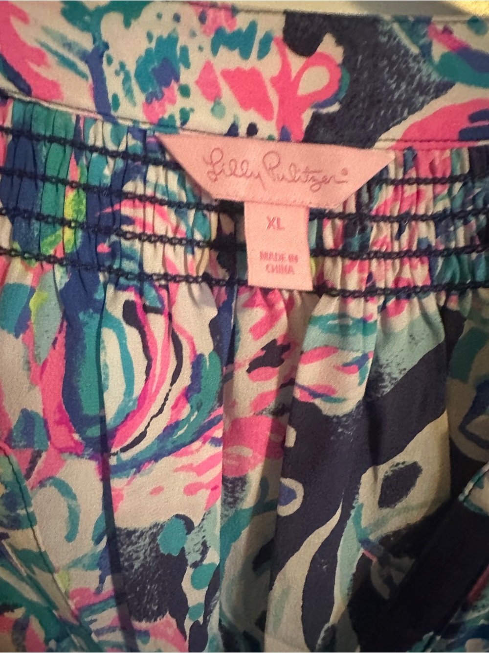 Lilly Pulitzer 100% Silk Elsa, Navy Caught Up Print, Size XL - Picture 3 of 6